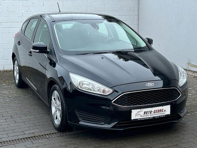 Usata Ford Focus Trend 95 CV (69 kW) 2017 Nero Berlina