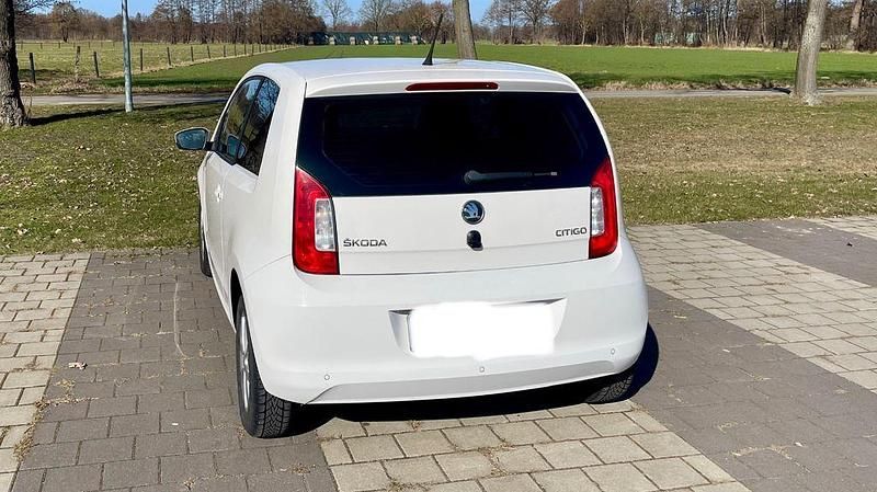 Gebraucht Skoda Citigo Elegance 60 PS (44 kW) 2012 Weiß Kleinwagen