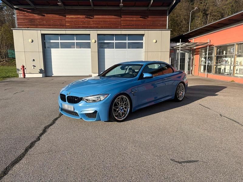 Gebraucht BMW M4 Cabriolet 431 PS (317 kW) 2015 Blau Cabrio