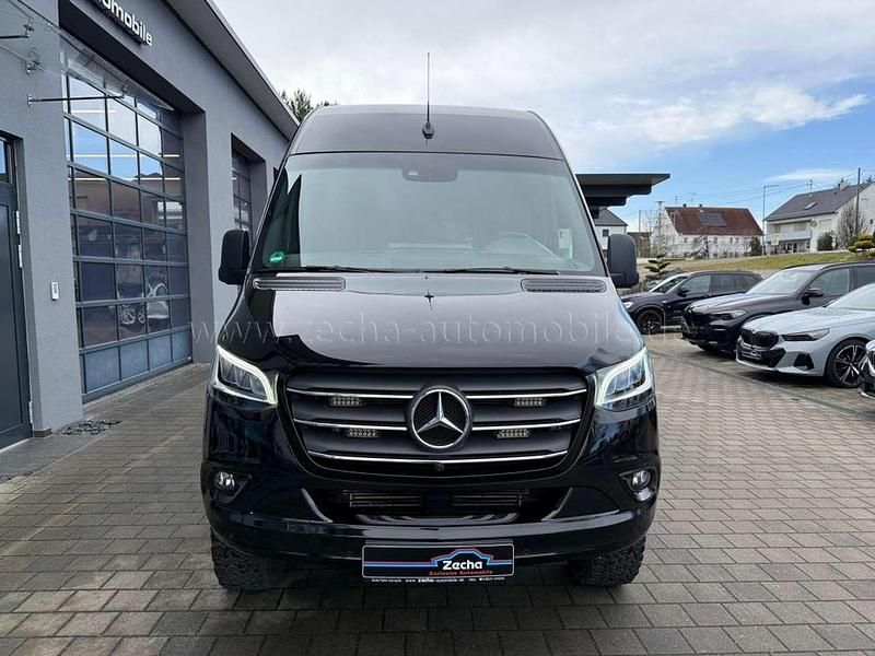 Gebraucht Mercedes Sprinter 190 PS (139 kW) 2021 Obsidianschwarz Van
