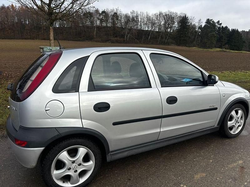 Gebraucht Opel Corsa Elegance 75 PS (55 kW) 2002 Grau Kleinwagen