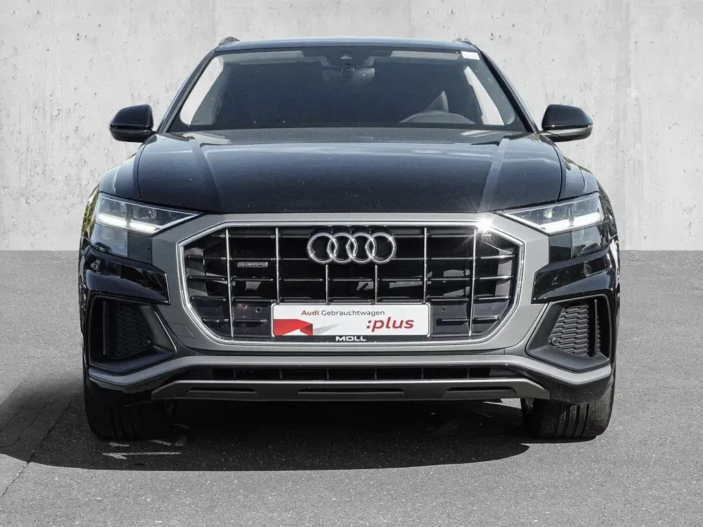 Gebraucht Audi Q8 Ambiente 286 PS (210 kW) 2022 Schwarz SUV