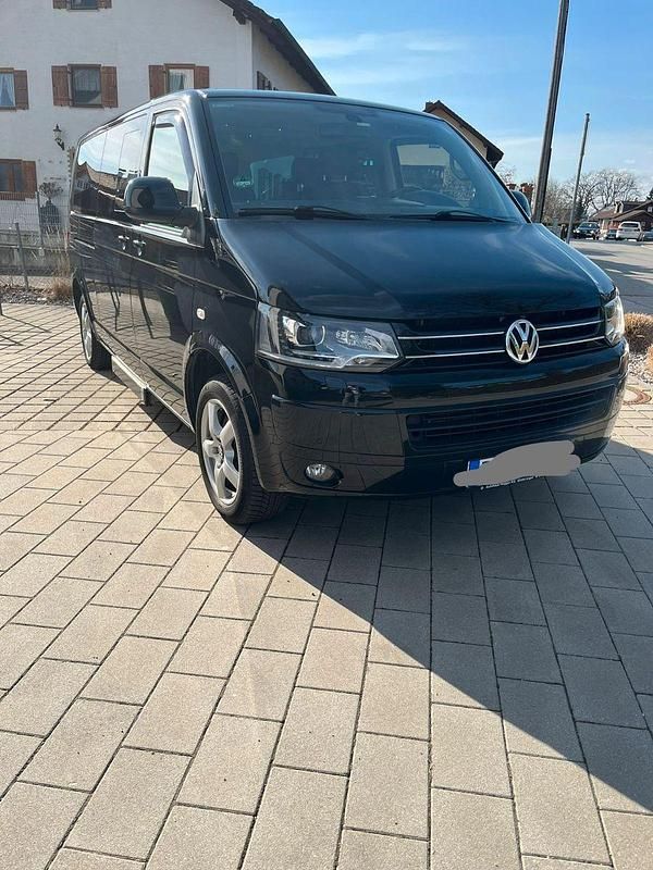 Gebraucht VW Multivan Highline 179 PS (131 kW) 2012 Schwarz Van / Kleinbus