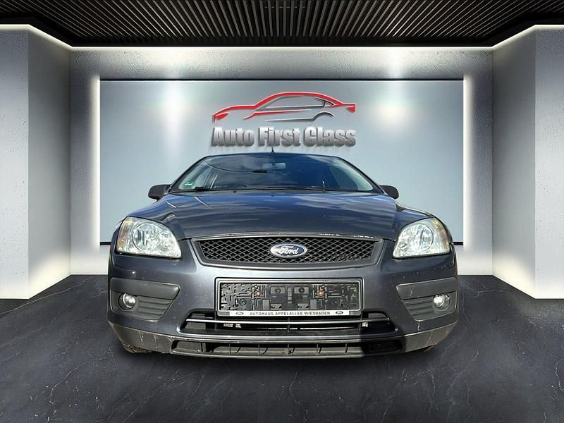 Gebraucht Ford Focus 101 PS (74 kW) 2005 Grau Kleinwagen