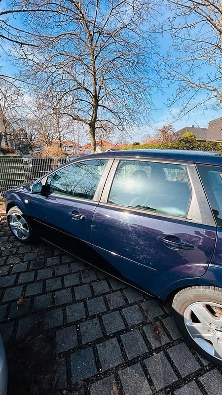 Gebraucht Ford Focus 100 PS (73 kW) 2007 Blau Kombi