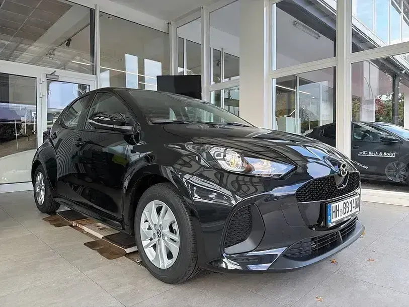 Gebraucht Mazda 2 Center-Line 116 PS (85 kW) 2025 Schwarz Limousine