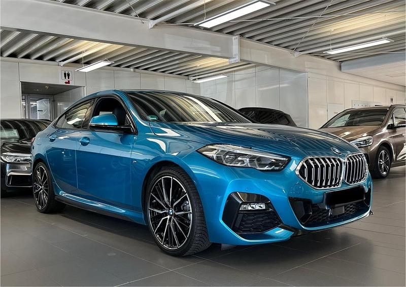 Blau Gebraucht 2020 BMW 218 M Sport Coupé | 25.995 € (Etwas zu teuer) - Bild 1/4