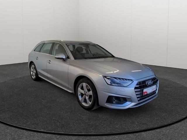 Gebraucht Audi A4 Advanced 150 PS (110 kW) 2023 Silber Kombi