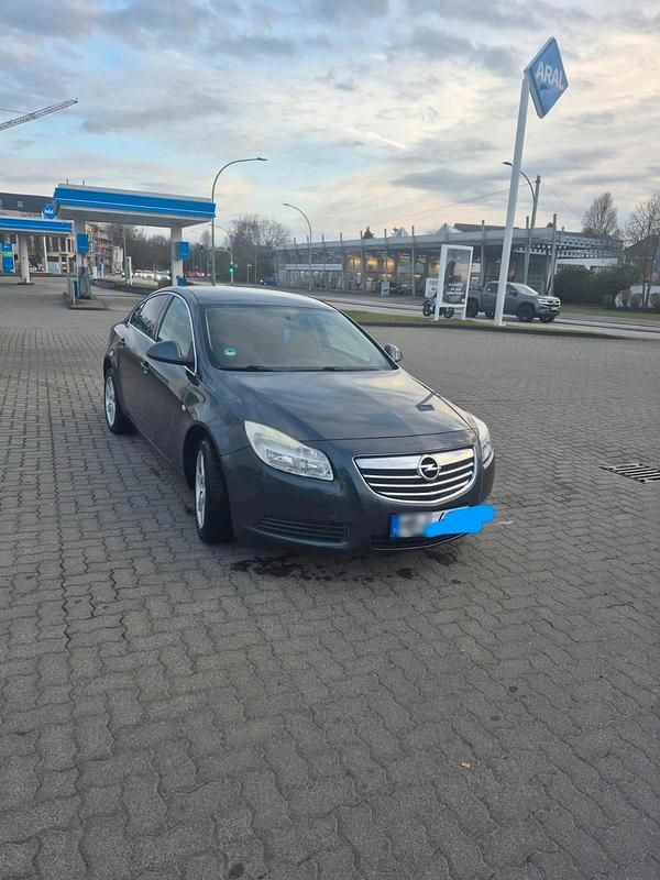 Gebraucht Opel Insignia 115 PS (84 kW) 2009 Grau Limousine