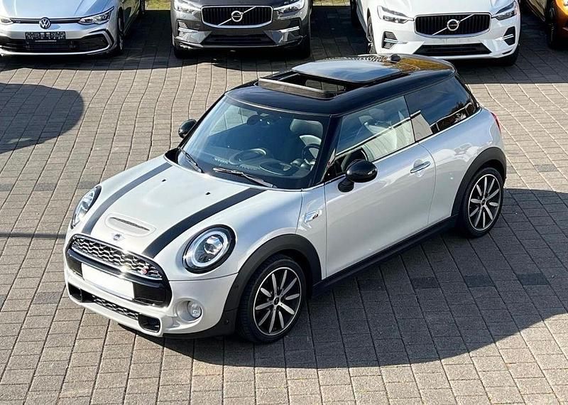 Gebraucht Mini Cooper S 192 PS (141 kW) 2019 Silber Kleinwagen