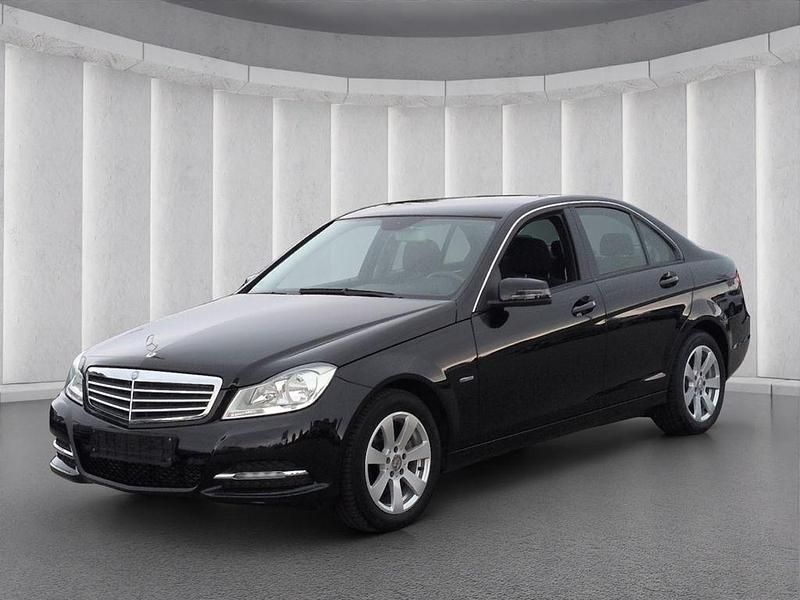 Gebraucht Mercedes C220 Classic 170 PS (125 kW) 2012 Schwarz Limousine