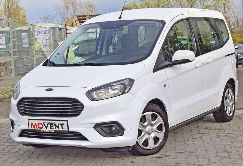 Weiß Gebraucht 2019 Ford Tourneo Ambiente Kombi | 6.200 € (Superpreis) - Bild 1/4