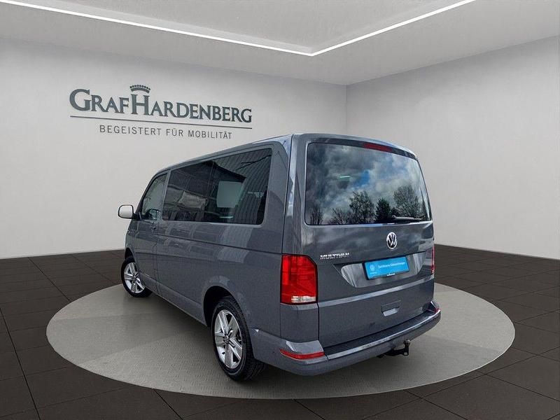 Gebraucht VW Multivan Comfortline 150 PS (110 kW) 2021 Grau Van / Kleinbus