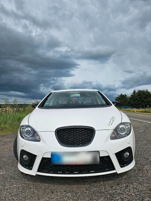 Gebraucht Seat Leon FR 170 PS (125 kW) 2009 Weiß Kleinwagen