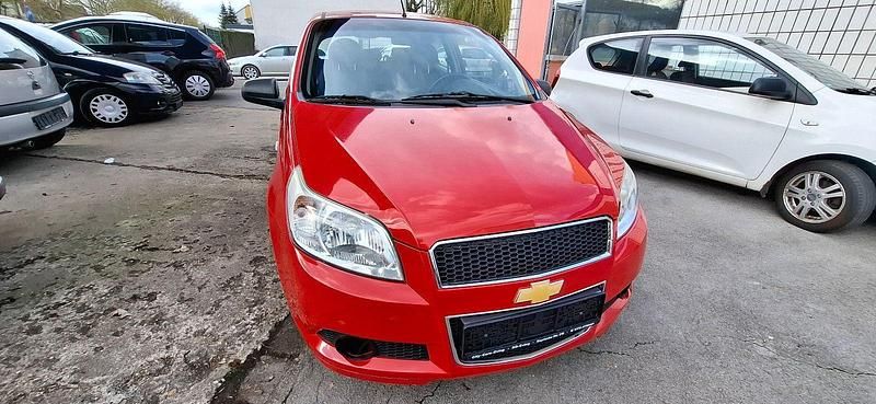 Gebraucht Chevrolet Aveo 84 PS (61 kW) 2010 Rot Kleinwagen