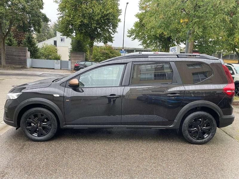 Neu Dacia Jogger Extreme 101 PS (74 kW) 2025 Perlmuttschwarz Van / Kleinbus