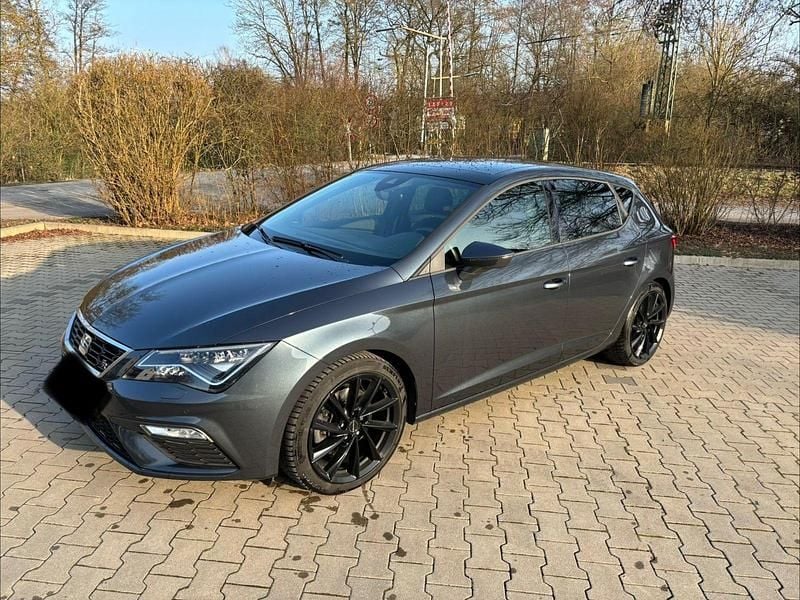 Gebraucht Seat Leon FR 190 PS (139 kW) 2019 Grau Limousine
