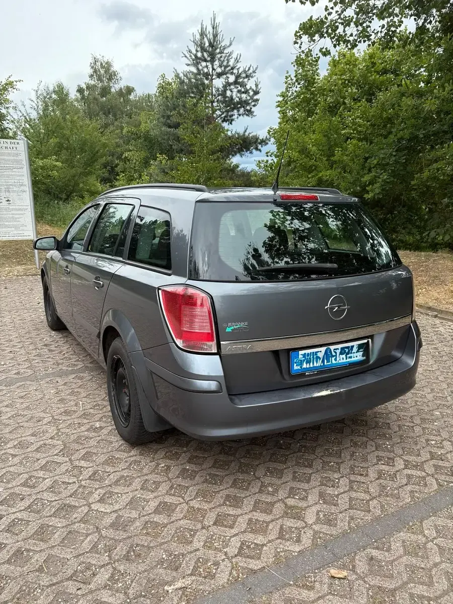 Gebraucht Opel Astra 90 PS (66 kW) 2005 Kombi