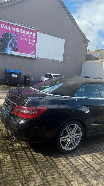 Gebraucht Mercedes E350 AMG 292 PS (214 kW) 2010 Schwarz Cabrio