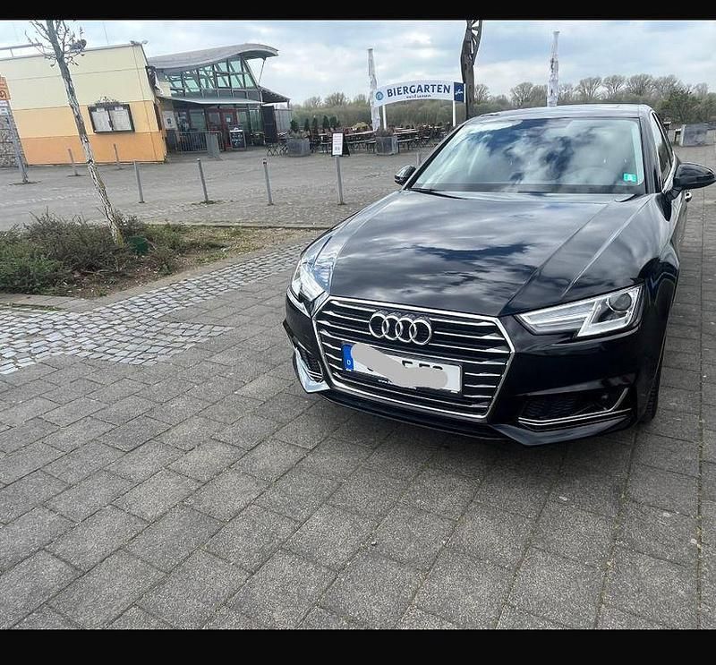 Gebraucht Audi A4 Design 150 PS (110 kW) 2019 Schwarz Limousine