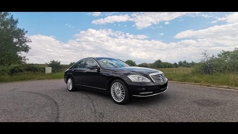 Gebraucht Mercedes S350 258 PS (189 kW) 2013 Schwarz Limousine