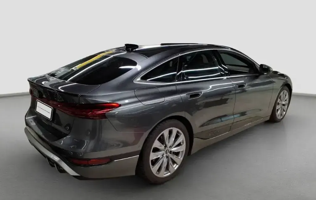 Gebraucht Audi S6 e-tron Sport 369 kW (503 PS) 2025 Grau Limousine