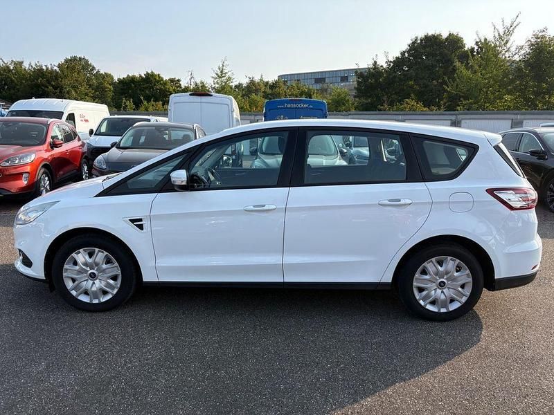 Gebraucht Ford S-MAX Trend 160 PS (117 kW) 2018 Weiß Van / Kleinbus