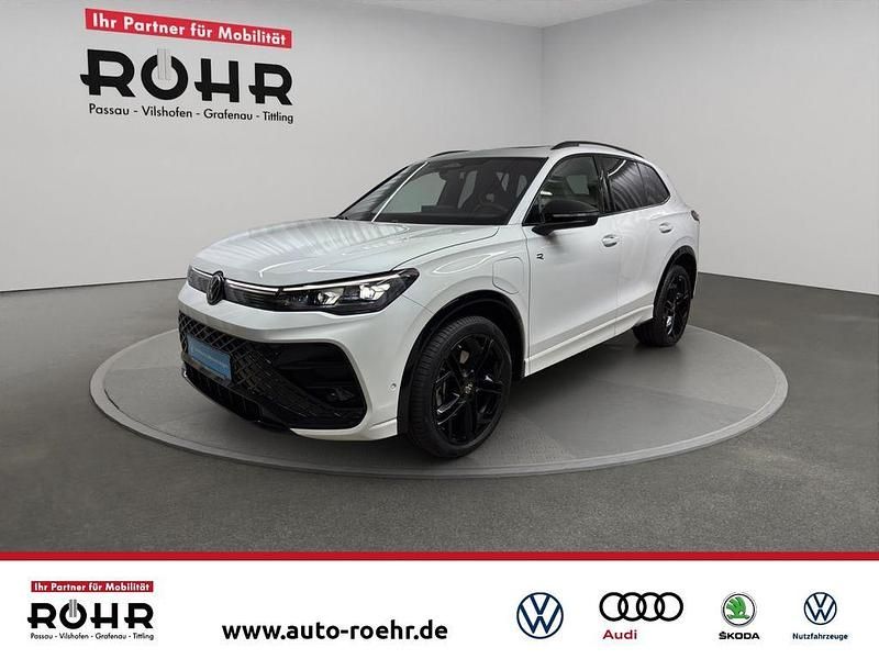 Weiß Gebraucht 2025 VW Tiguan R-line SUV | 53.650 € (Teuer) - Bild 1/4