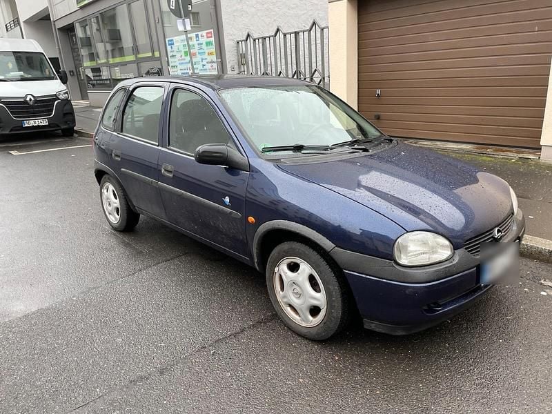 Gebraucht Opel Corsa 54 PS (39 kW) 1998 Blau Kleinwagen