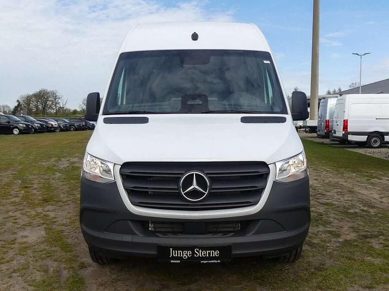 Nowe Mercedes Sprinter 150 KM (110 kW) 2026 Biały Van