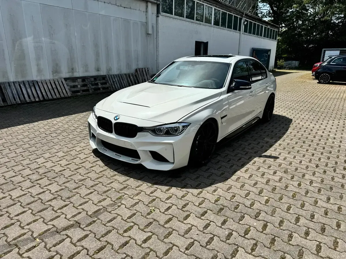 Gebraucht BMW 340 M Performance 326 PS (239 kW) 2018 Weiß Limousine