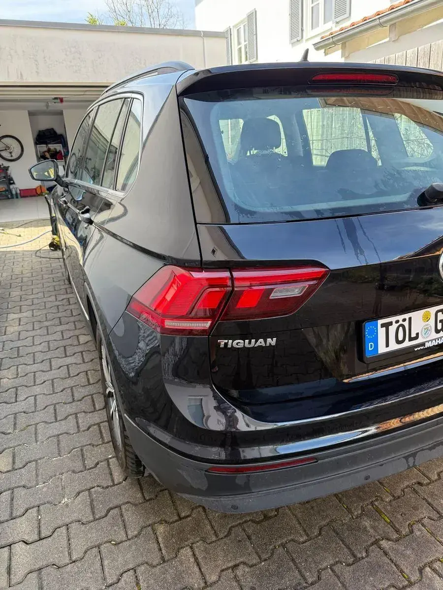 Gebraucht VW Tiguan 131 PS (96 kW) 2020 SUV