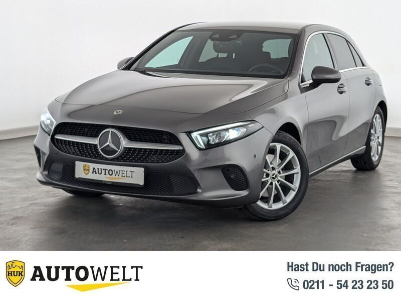 Mountaingrau met. Gebraucht 2020 Mercedes A200 Progressive Limousine | 22.760 € (Fairer Preis) - Bild 1/4