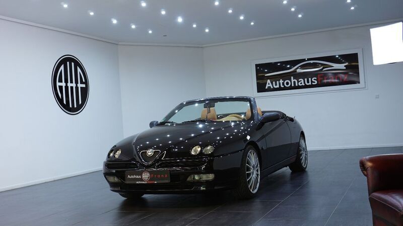 Schwarz Gebraucht 2000 Alfa Romeo Spider Cabrio | 12.997 € - Bild 1/4