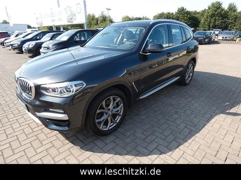 Grau Gebraucht 2019 BMW X3 xLine SUV | 32.990 € (Fairer Preis) - Bild 1/4