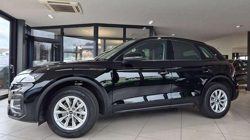 Usado Audi Q5 204 CV (150 kW) 2023 Negro SUV