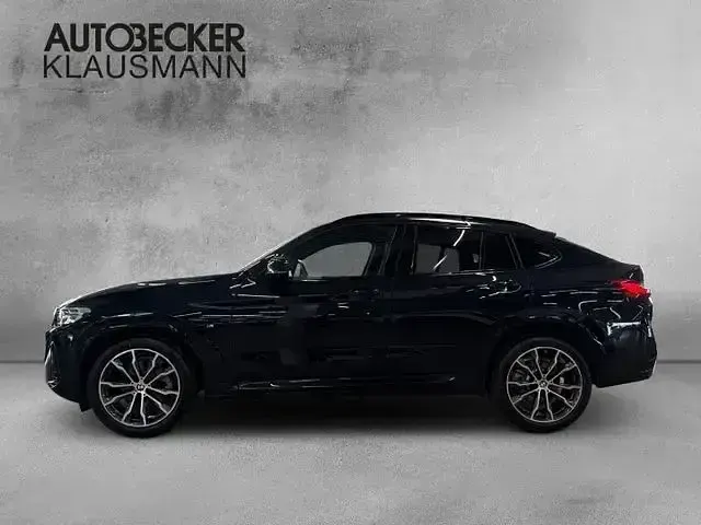 Gebraucht BMW X4 M Sport 184 PS (135 kW) 2025 Schwarz SUV