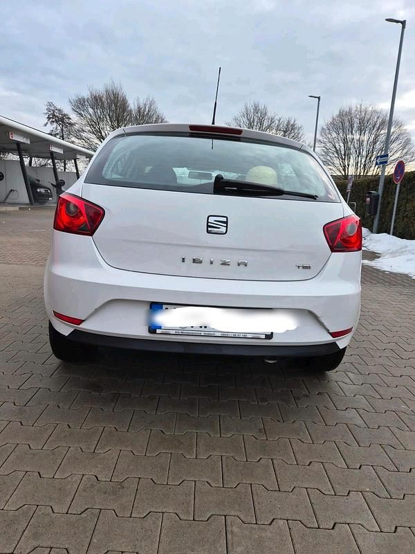 Gebraucht Seat Ibiza 95 PS (69 kW) 2017 Weiß Kleinwagen