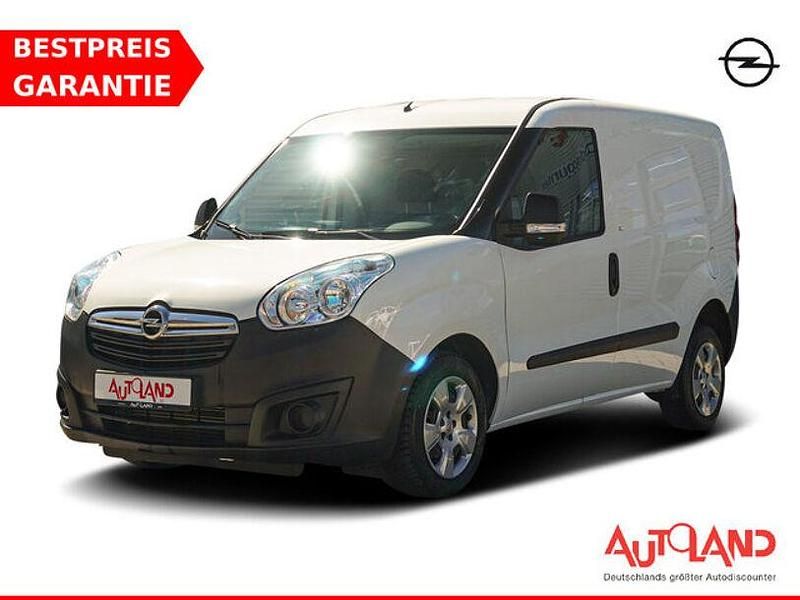 Gebraucht Opel Combo 95 PS (69 kW) 2017 Weiß Van / Kleinbus