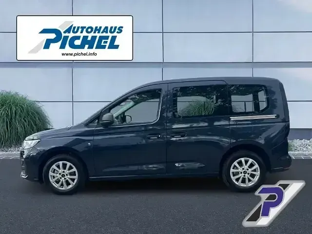 Neu Ford Tourneo Connect Trend 102 PS (75 kW) 2025 Schwarz(metallic) Van / Kleinbus
