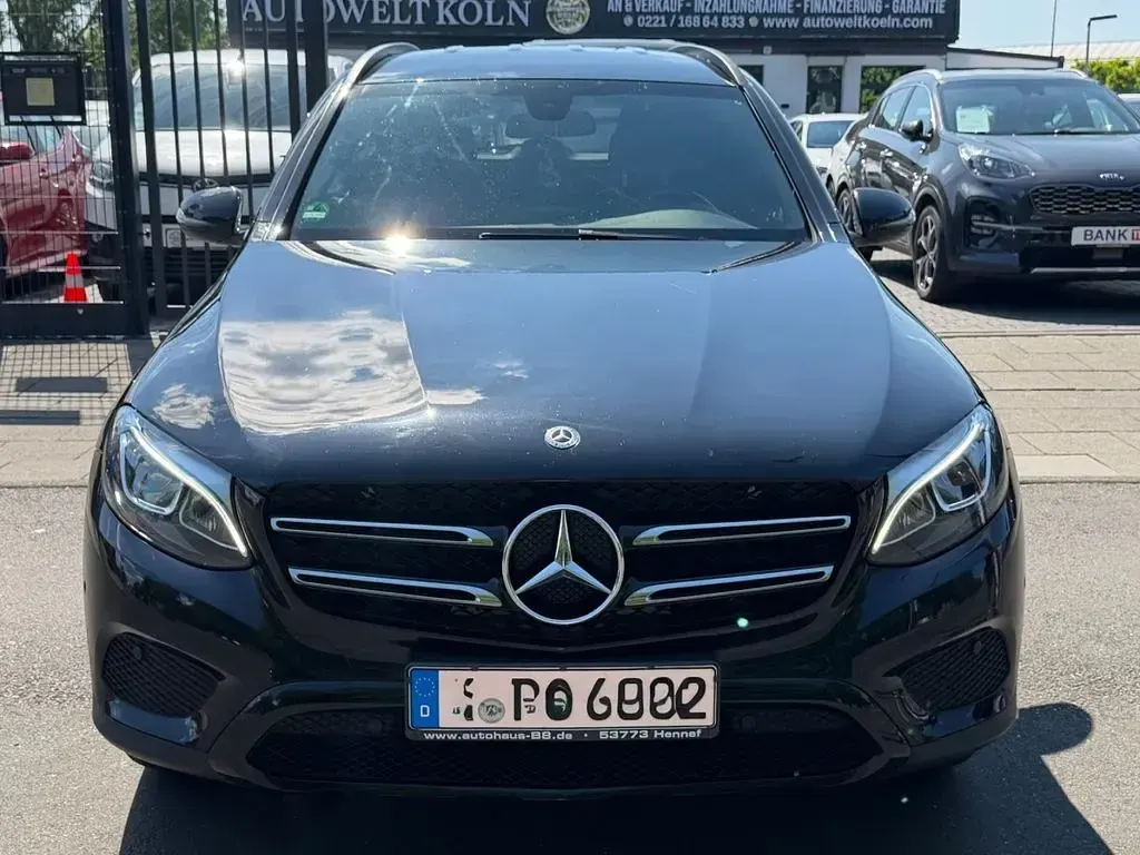 Gebraucht Mercedes GLC250 204 PS (150 kW) 2018 Schwarz SUV