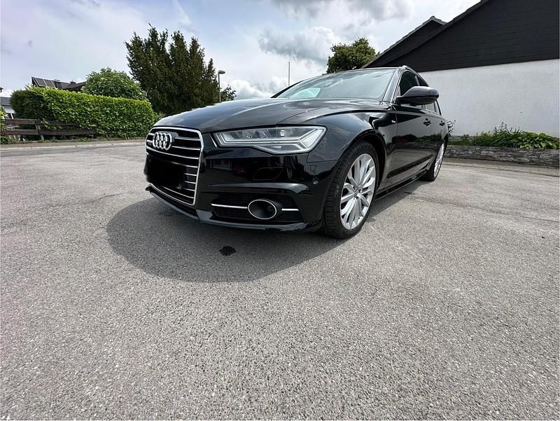 Schwarz Gebraucht 2016 Audi A6 Ambiente Kombi | 25.500 € (Etwas zu teuer) - Bild 1/4