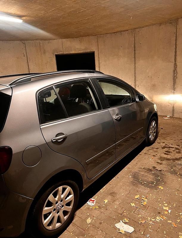 Gebraucht VW Golf Plus Cross 75 PS (55 kW) 2009 Grau Van / Kleinbus