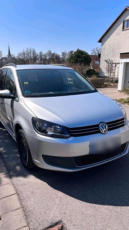 Gebraucht VW Touran 150 PS (110 kW) 2014 Silber Van / Kleinbus