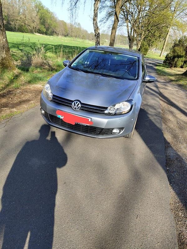 Gebraucht VW Golf VI 105 PS (77 kW) 2010 Kleinwagen