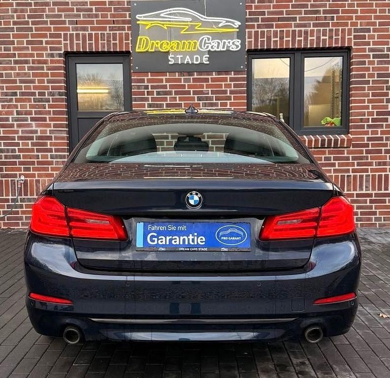Gebraucht BMW 520 M Sport 190 PS (139 kW) 2020 Blau Limousine