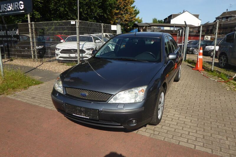 Grau Gebraucht 2003 Ford Mondeo Sport Limousine | 2.750 € (Fairer Preis) - Bild 1/4