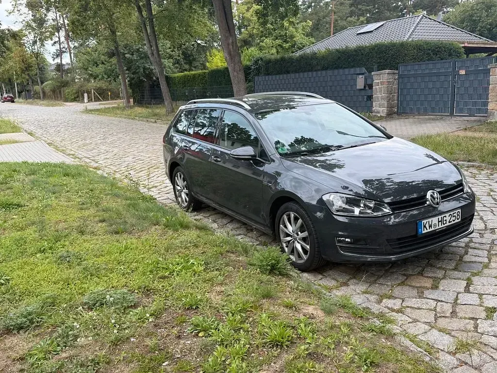 Gebraucht VW Golf VII LOUNGE 150 PS (110 kW) 2015 Grau Kombi