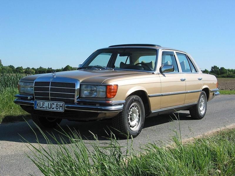 Gold Gebraucht 1977 Mercedes 280 Limousine | 14.800 € - Bild 1/4