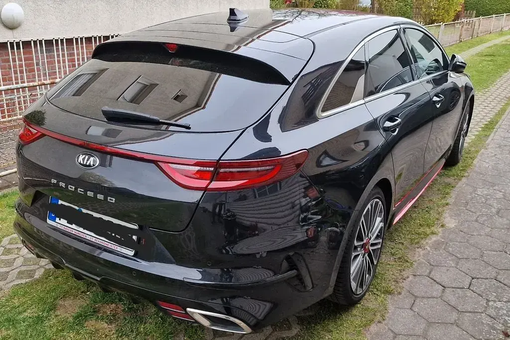 Second-hand Kia ProCeed GT 204 CP (150 kW) 2019 Negru Break